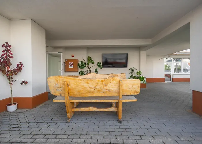 Rooftop With Underground Parking Hotel Budapeste