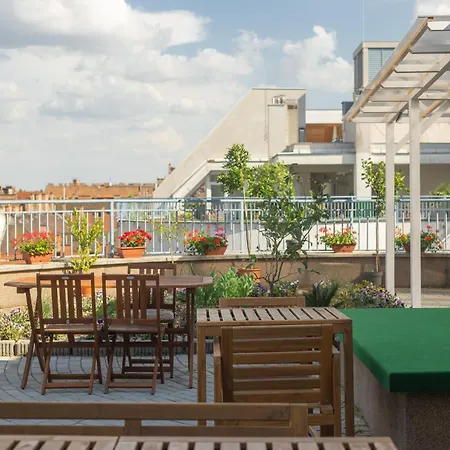 Rooftop With Deep Garage 3*