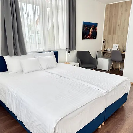 Rooftop With Underground Parking Hotel Budapeste