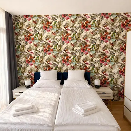 Rooftop With Underground Parking Hotel 3*