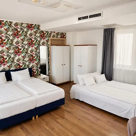 Rooftop With Underground Parking 3*