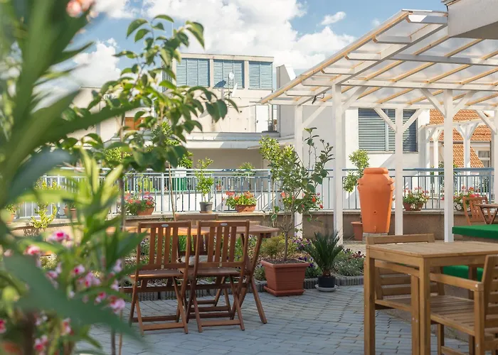Hotel Rooftop With Underground Parking 3*