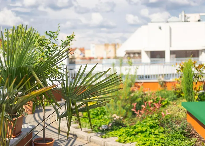 Rooftop With Underground Parking Hotel 3*