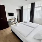 Rooftop With Underground Parking 3*