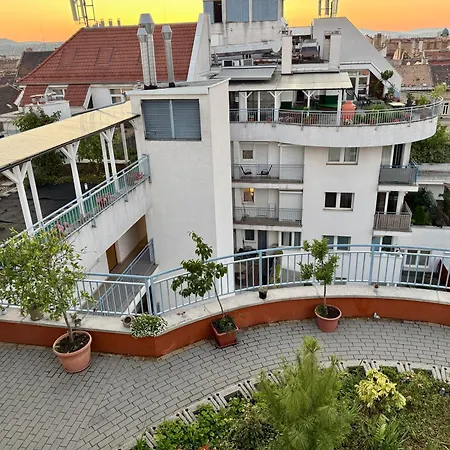 Rooftop With Underground Parking Будапешт
