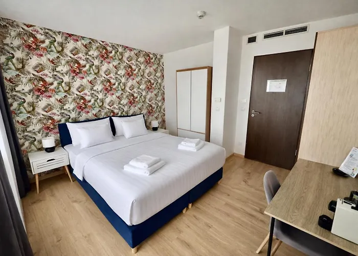 Hotel Rooftop With Underground Parking 3*