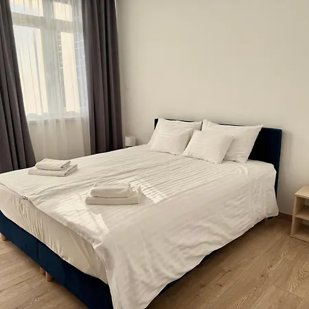 Hotel Rooftop With Deep Garage Budapest