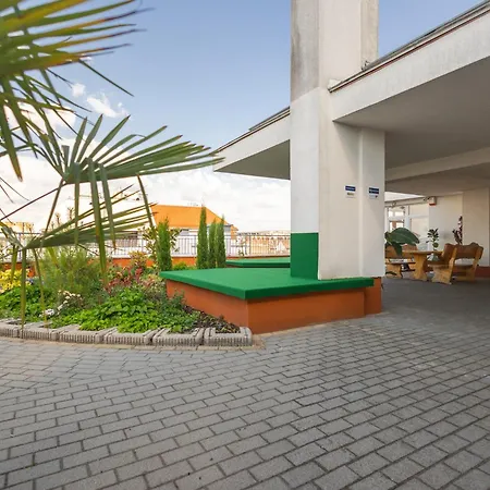 Hotel Rooftop With Deep Garage