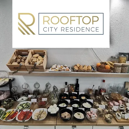 Rooftop With Deep Garage 3* Budapest